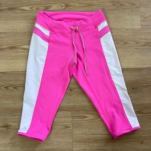Lululemon Pink Cropped Leggings - Picture 1 of 4